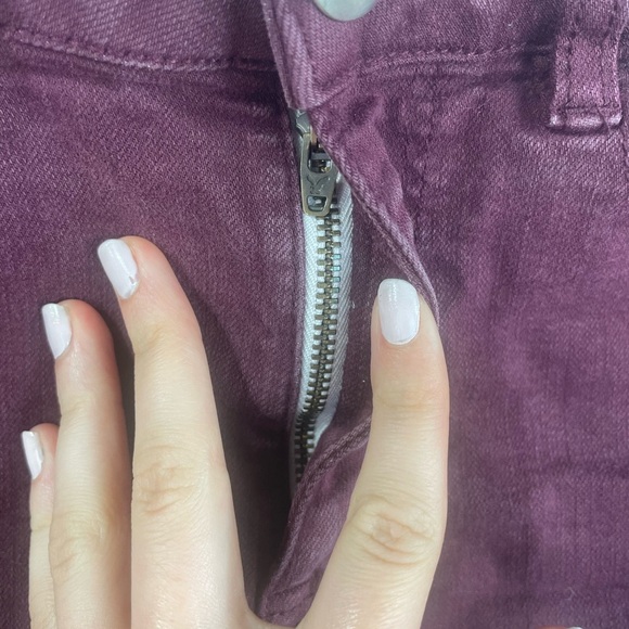 American Eagle Outfitters Hi-Rise Shortie Super Stretch Burgundy Denim Shorts - Picture 9 of 11